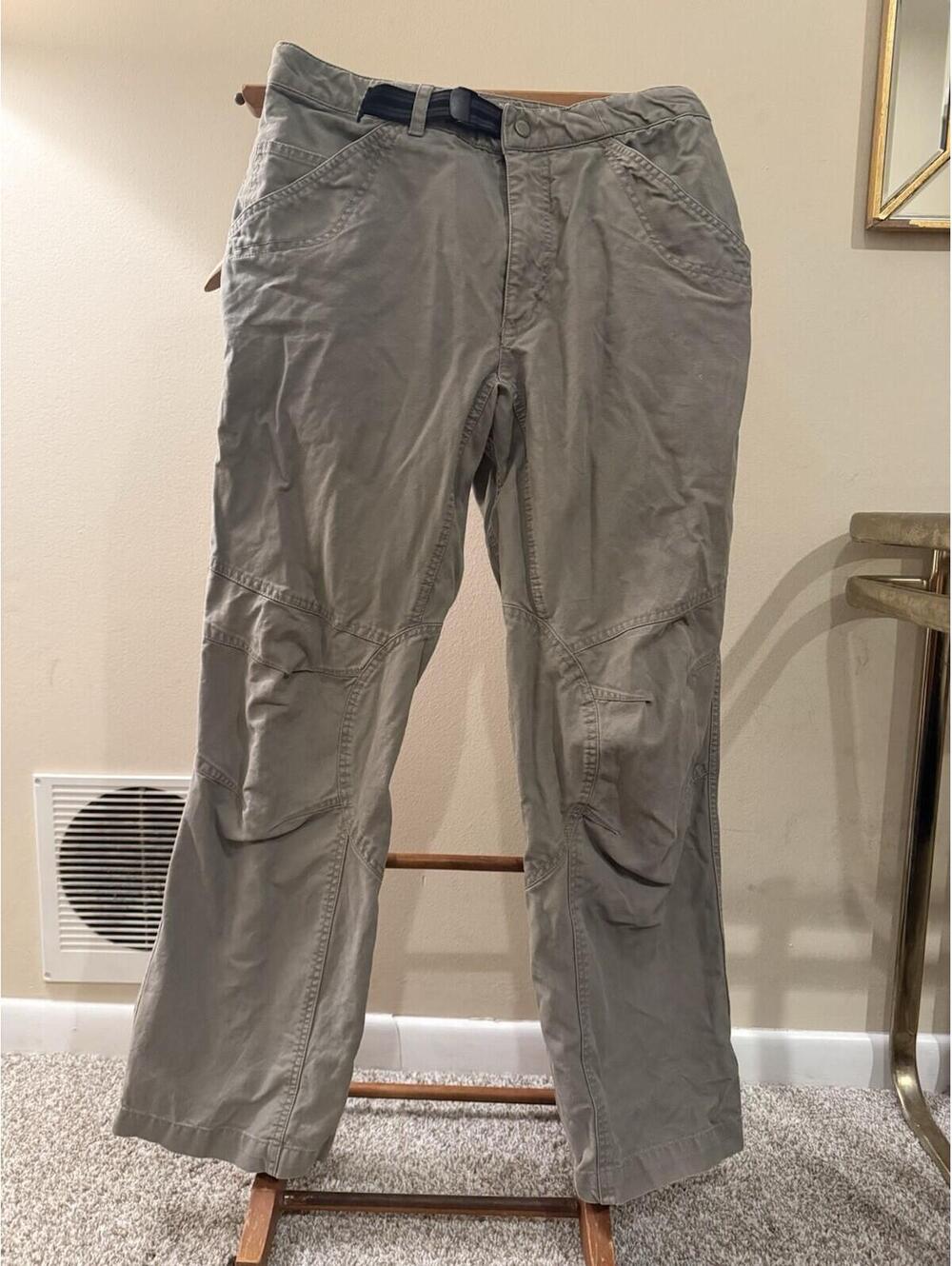 Mountain Hardware Pants Jeans - Men’s 32x30 - Gray Canvas Hiking Climbing